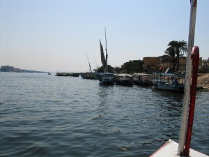 Egitto 047 Luxor - Nilo